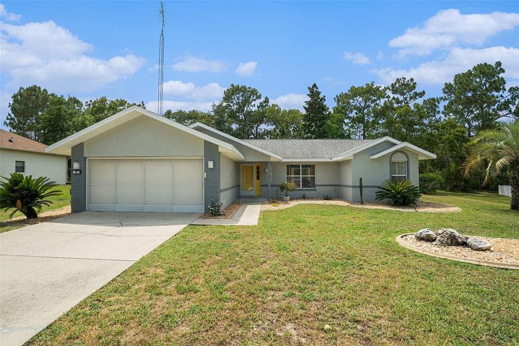 9 CARNATION COURT E
