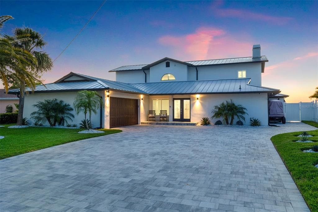 478 HARBOR DRIVE N INDIAN ROCKS BEACH, FL 33785