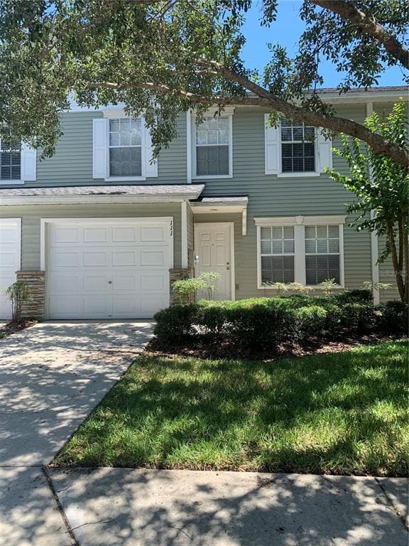 111 WOODKNOLL PLACE VALRICO, FL 33594