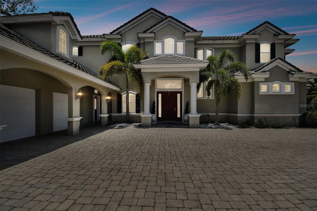 301 SIGNATURE TERRACE SAFETY HARBOR, FL 34695