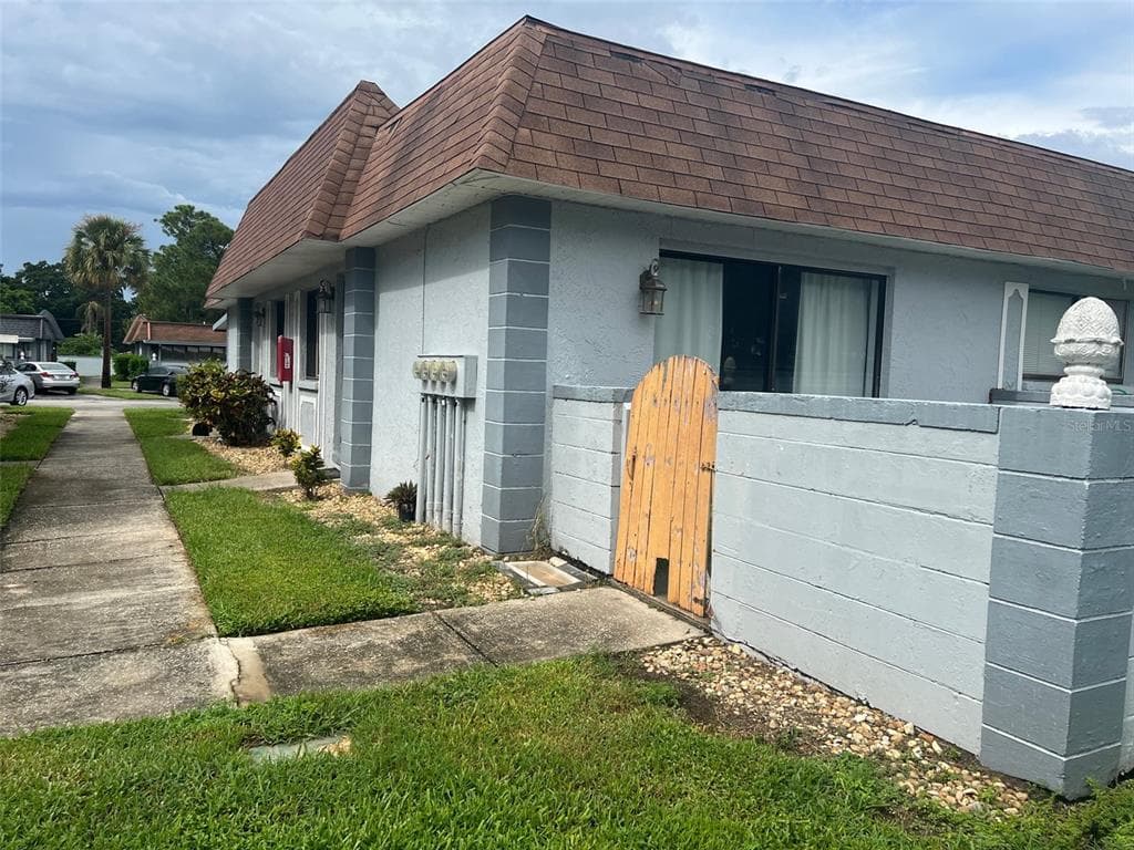 5100 70TH PLACE N UNIT 5100 PINELLAS PARK, FL 33781