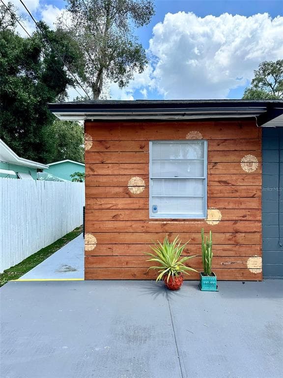 1513 W RIO VISTA AVE TAMPA, FL 33603