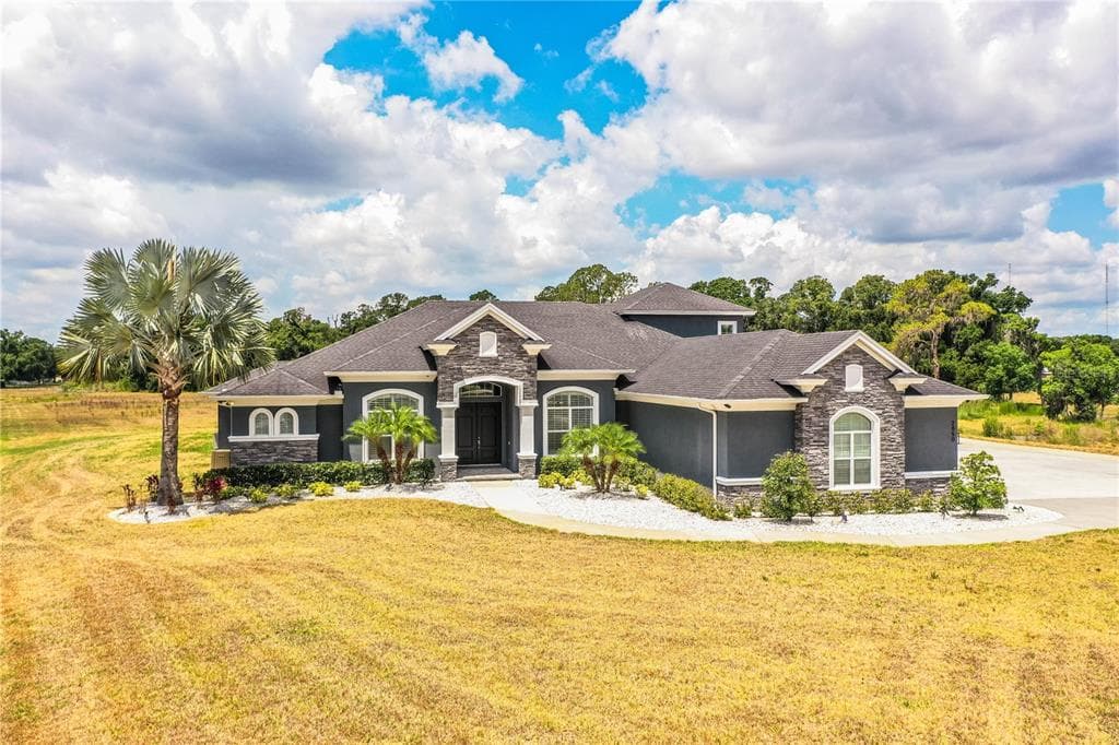 2850 SADDLE RIDGE LANE LAKELAND, FL 33810