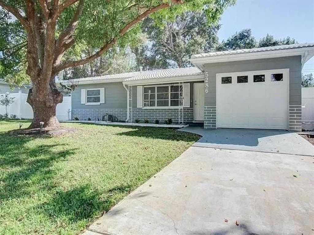 5286 28TH AVENUE N ST PETERSBURG, FL 33710