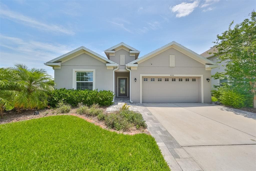 8052 OLIVE BROOK DRIVE WESLEY CHAPEL, FL 33545