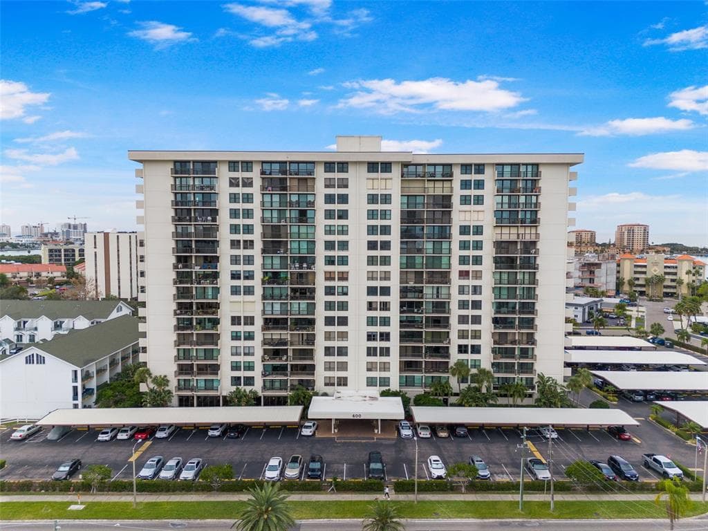 400 ISLAND WAY UNIT 809 CLEARWATER, FL 33767