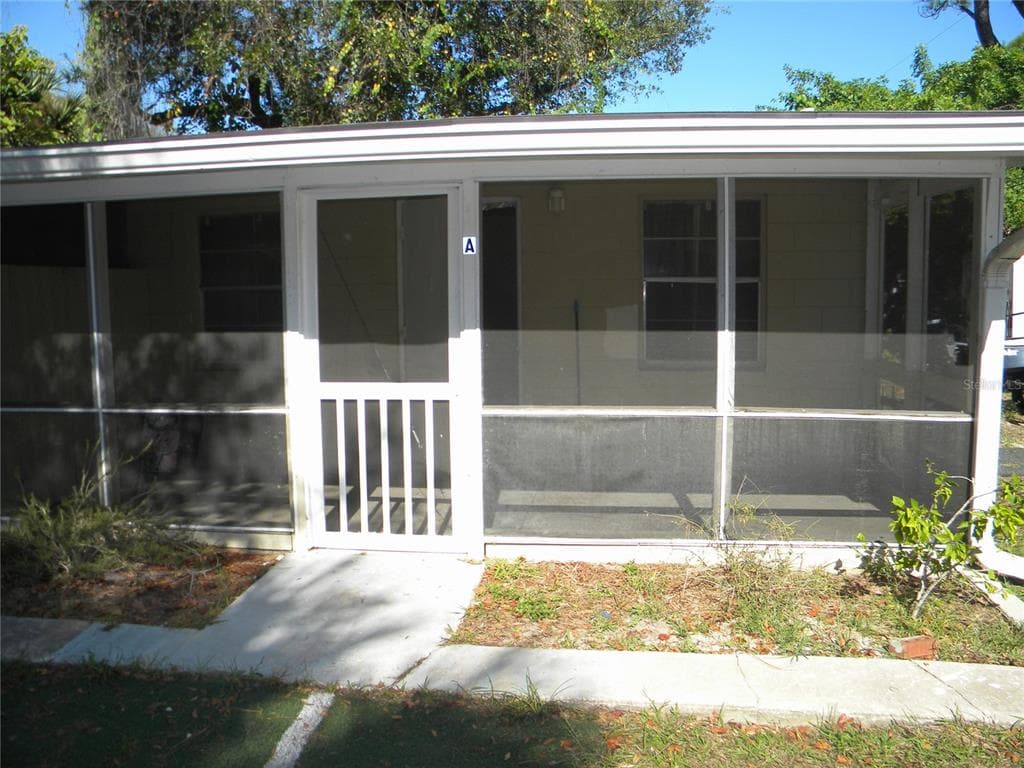 910 NEW YORK STREET EDGEWATER, FL 32132