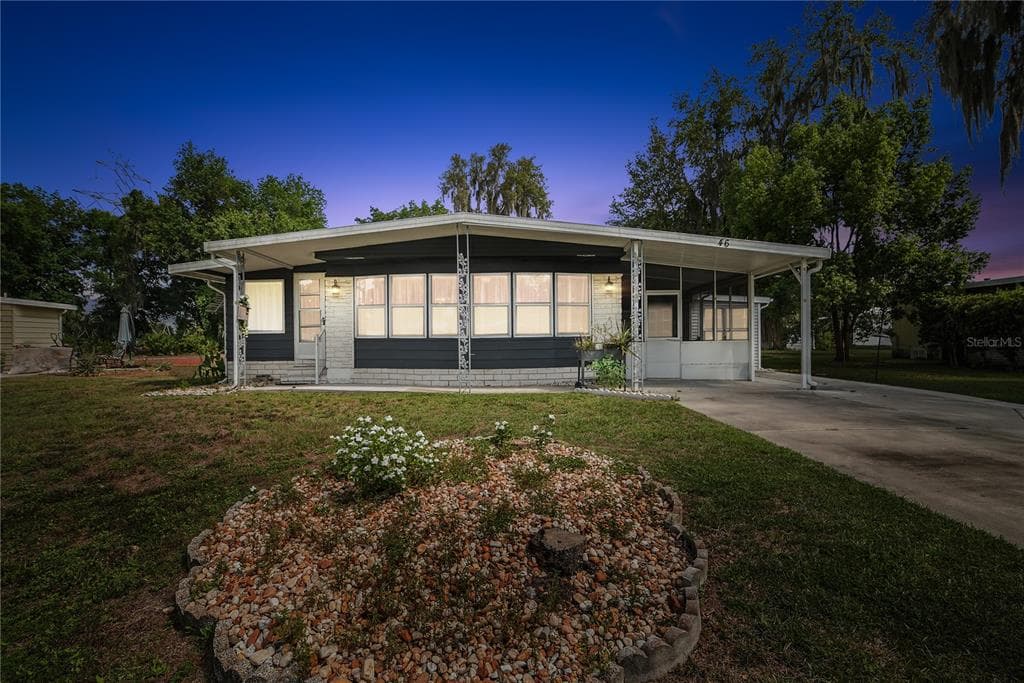 46 S BOBWHITE ROAD WILDWOOD, FL 34785