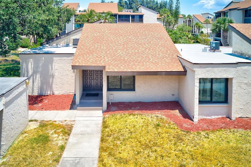 2207 BELLEAIR ROAD UNIT B1 CLEARWATER, FL 33764