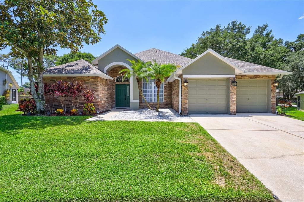805 WOODCARVER LANE BRANDON, FL 33510