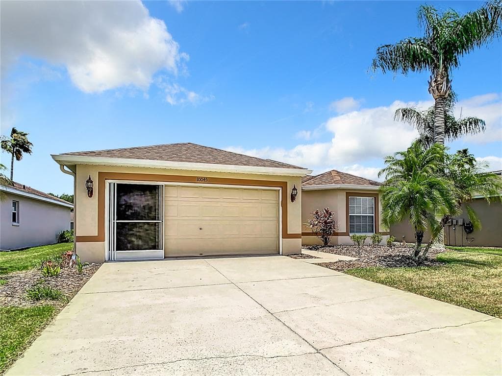 10045 OLD TAMPA BAY DRIVE SAN ANTONIO, FL 33576
