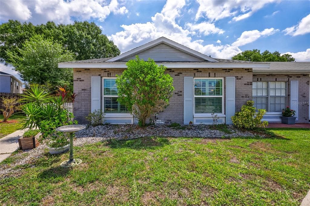 1707 OAK BRANCH COURT BRANDON, FL 33511