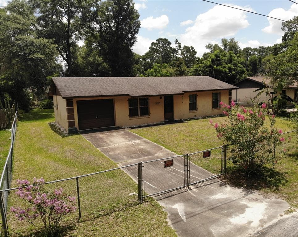 1655 PRATT STREET DELAND, FL 32720