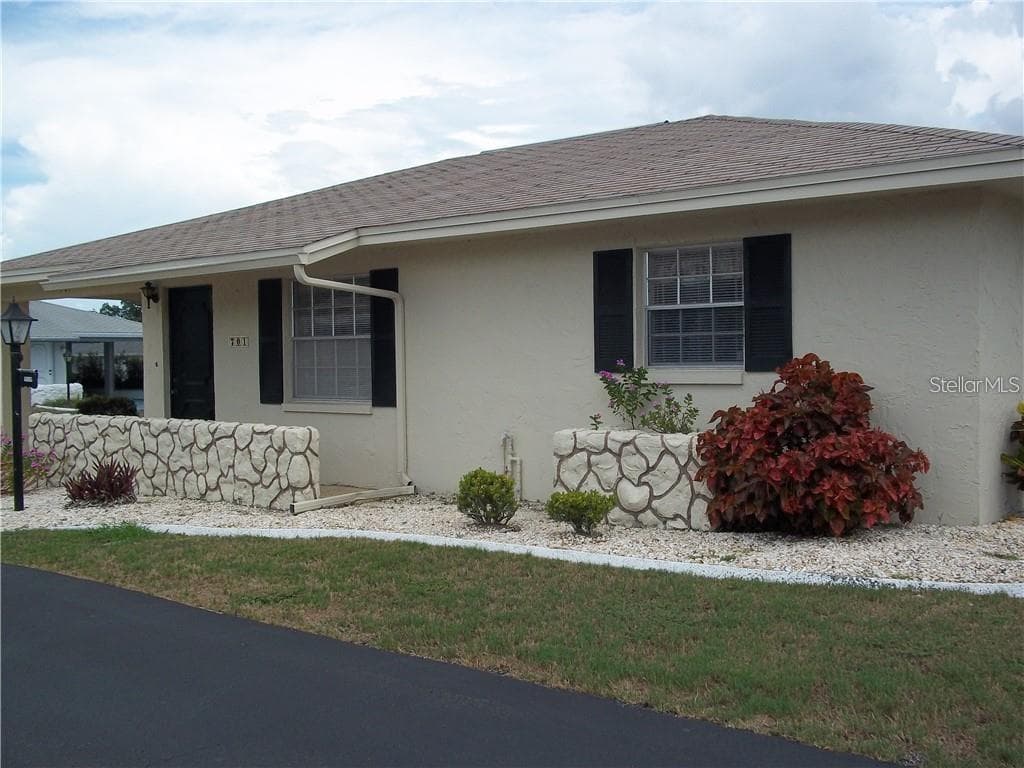 701 W BROCKTON PLACE SUN CITY CENTER, FL 33573