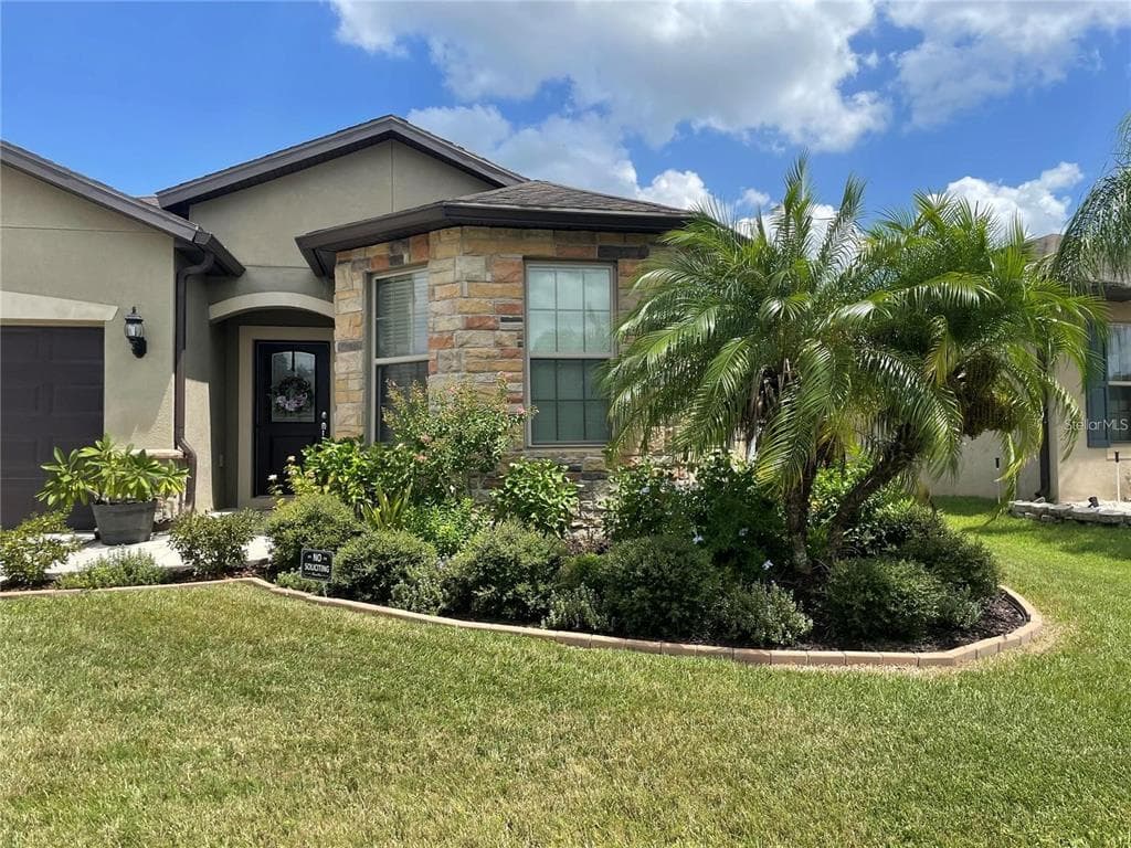 8835 HINSDALE HEIGHTS DRIVE POLK CITY, FL 33868