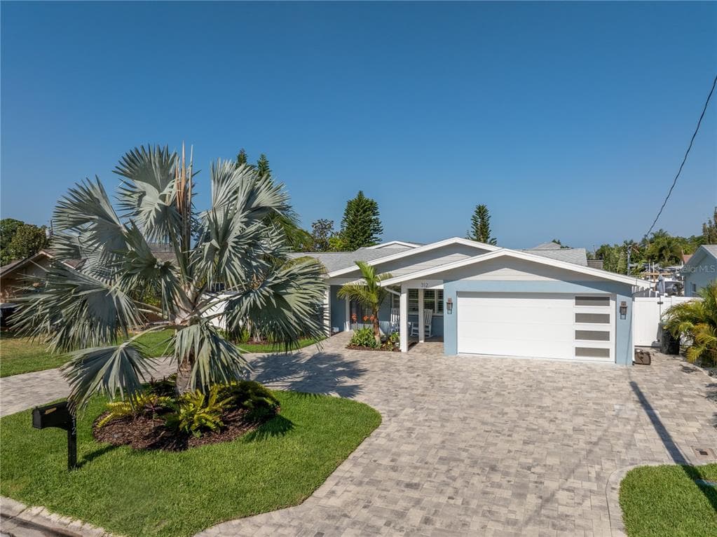 312 WESTWINDS DRIVE PALM HARBOR, FL 34683