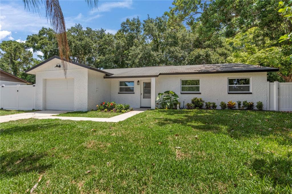 2001 POWDERHORN DRIVE CLEARWATER, FL 33755
