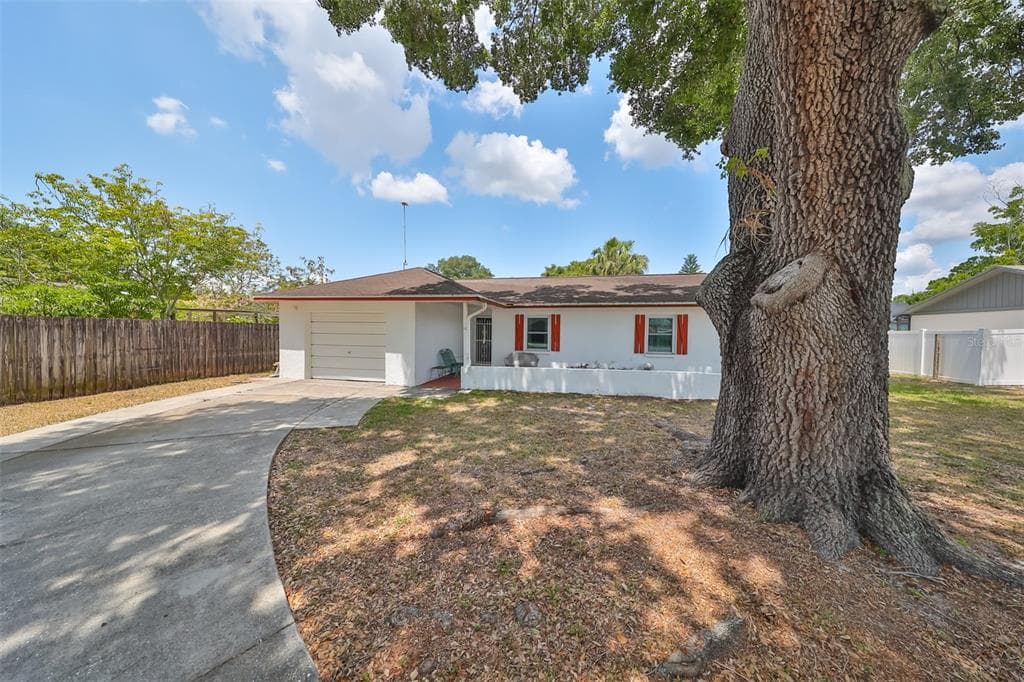 11202 GATE HOUSE DRIVE