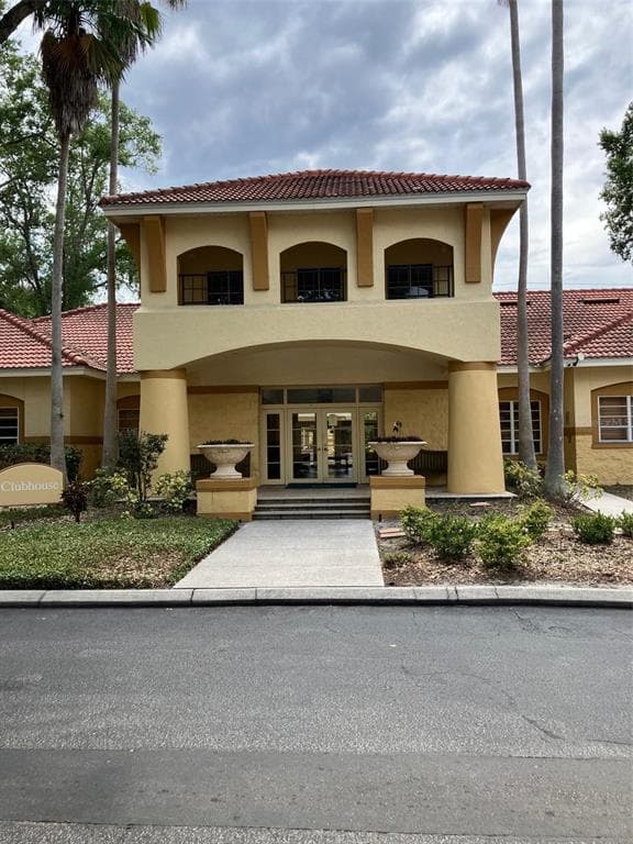 5616 PINNACLE HEIGHTS CIRCLE UNIT 106 TAMPA, FL 33624