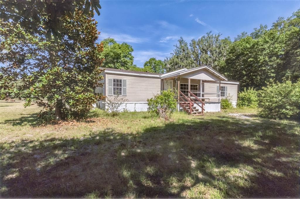 8630 GIBSON OAKS DRIVE LAKELAND, FL 33809