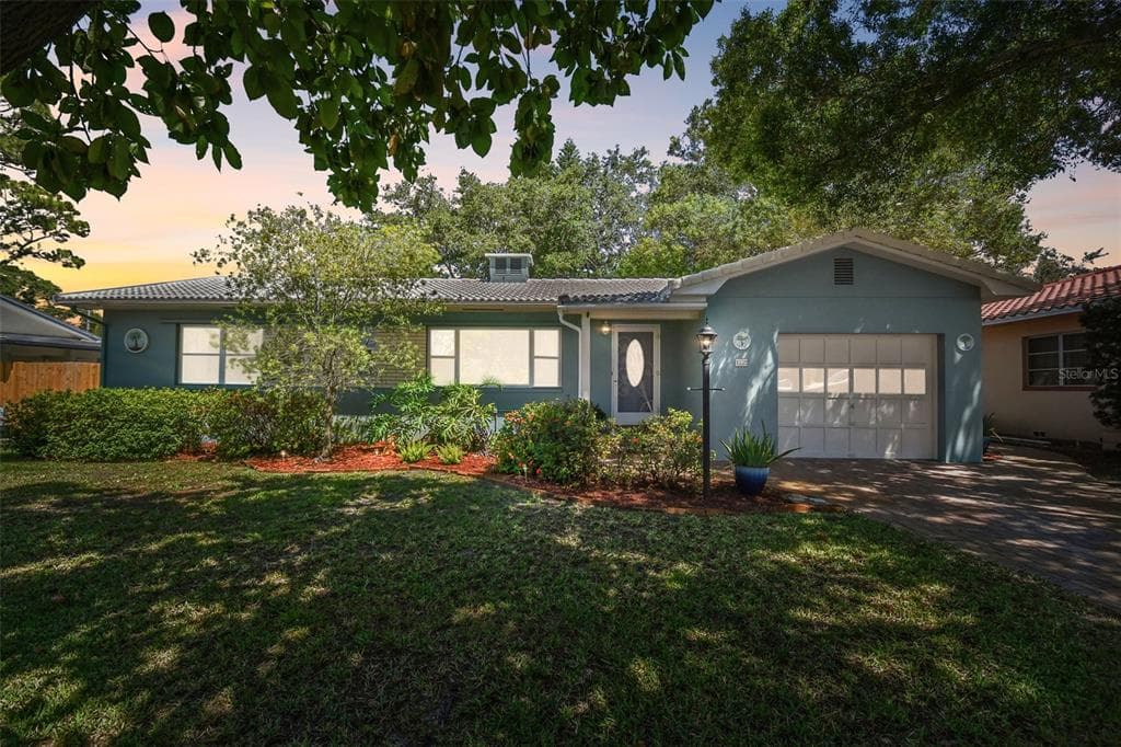 1339 DIXIE LANE S ST PETERSBURG, FL 33707