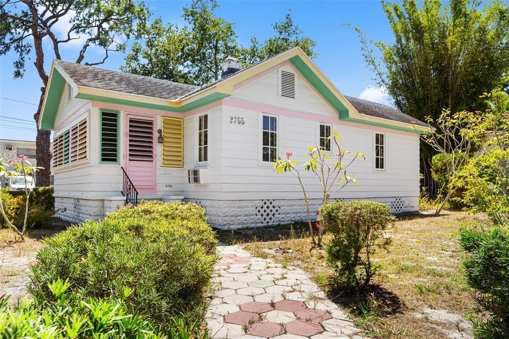 2755 EDWARDS AVENUE S ST PETERSBURG, FL 33705