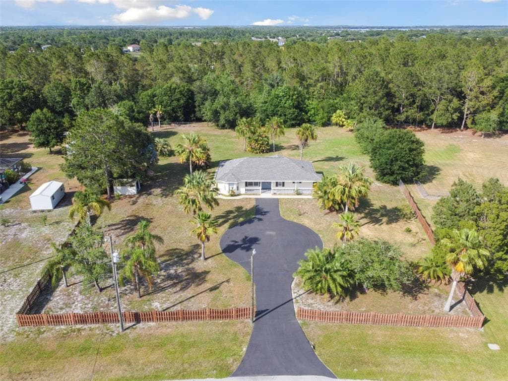 4828 FOXWOOD BOULEVARD WESLEY CHAPEL, FL 33543
