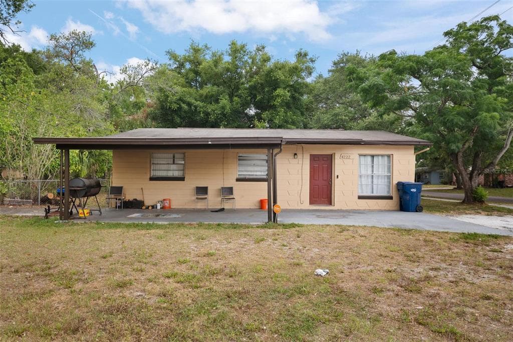 4222 E HENRY AVENUE TAMPA, FL 33610