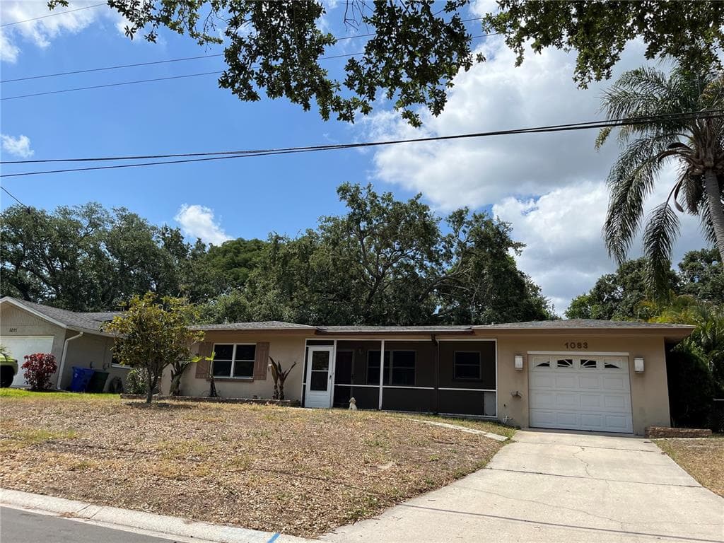 1083 MARY JANE LANE DUNEDIN, FL 34698