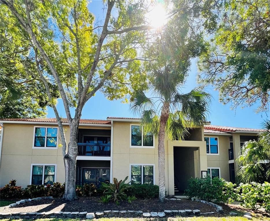 4057 CROCKERS LAKE BOULEVARD UNIT 2524 SARASOTA, FL 34238