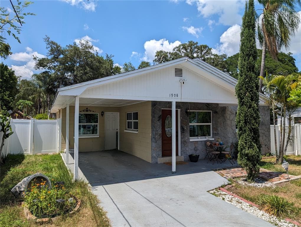 1908 E POINSETTIA AVENUE TAMPA, FL 33612