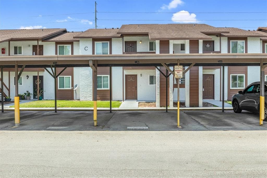 39132 COUNTY ROAD 54 UNIT 2066 ZEPHYRHILLS, FL 33542