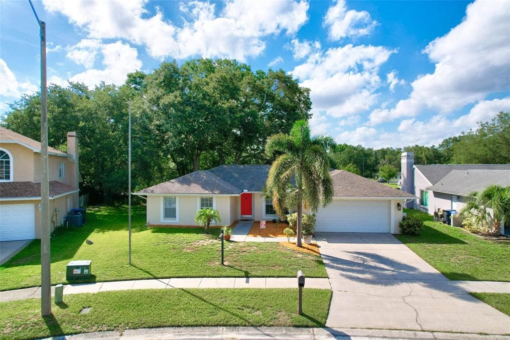 10404 ASHLEY OAKS DRIVE RIVERVIEW, FL 33578