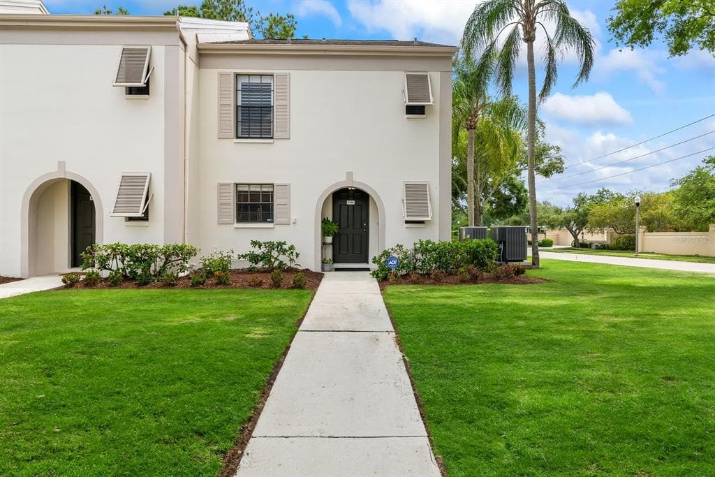 2490 HERON TERRACE UNIT F106 CLEARWATER, FL 33762