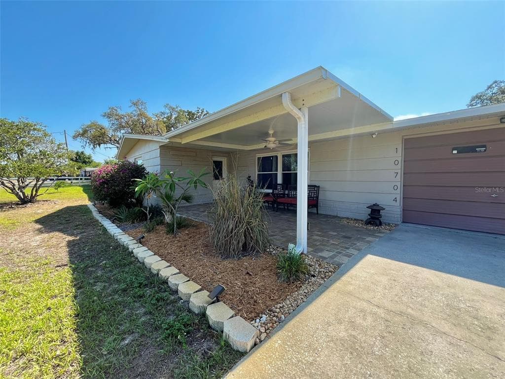 10704 OSCEOLA DRIVE NEW PORT RICHEY, FL 34654