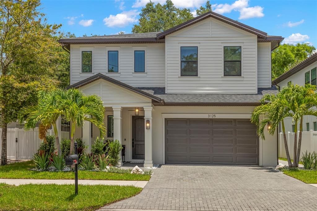 3125 W OAKELLAR AVENUE TAMPA, FL 33611