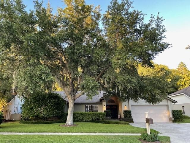 793 CENTERWOOD DRIVE