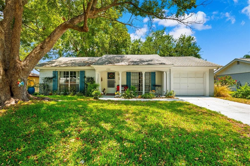 12302 CAMP CREEK LANE HUDSON, FL 34667