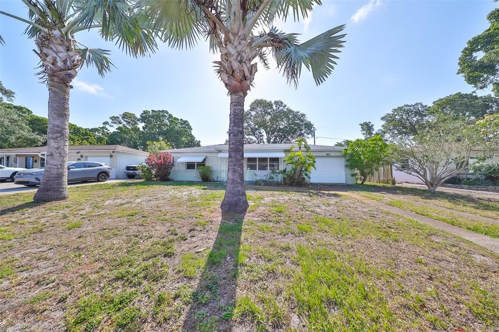 4989 99TH STREET N