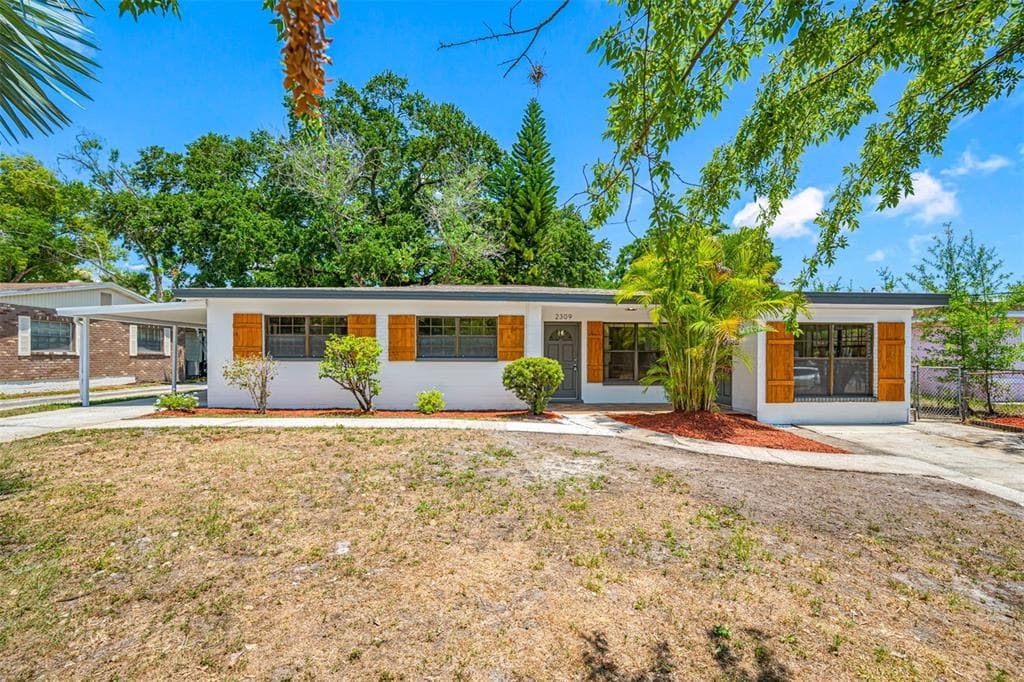 2309 W KENMORE AVENUE TAMPA, FL 33604