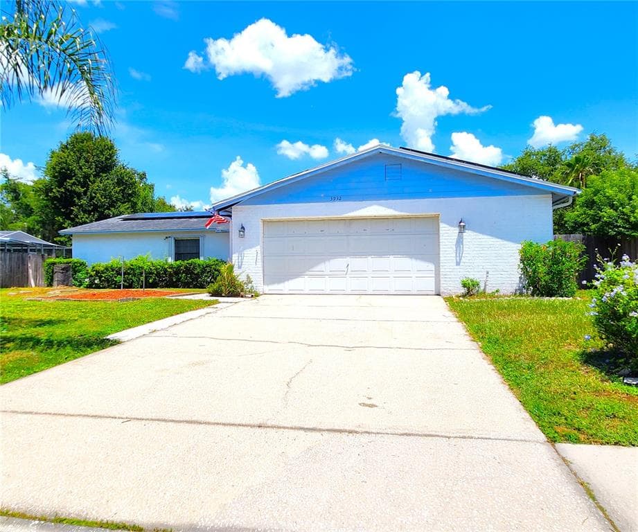 3932 CASABA LOOP VALRICO, FL 33596