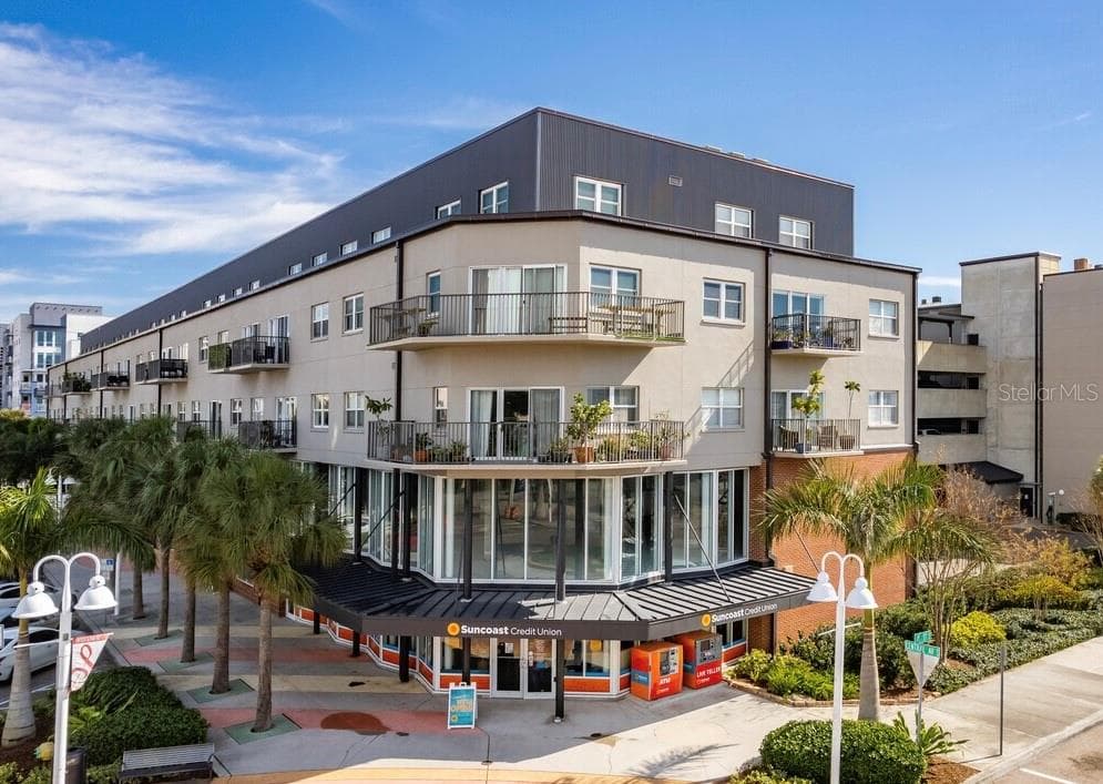 1010 CENTRAL AVENUE UNIT 214 ST PETERSBURG, FL 33705