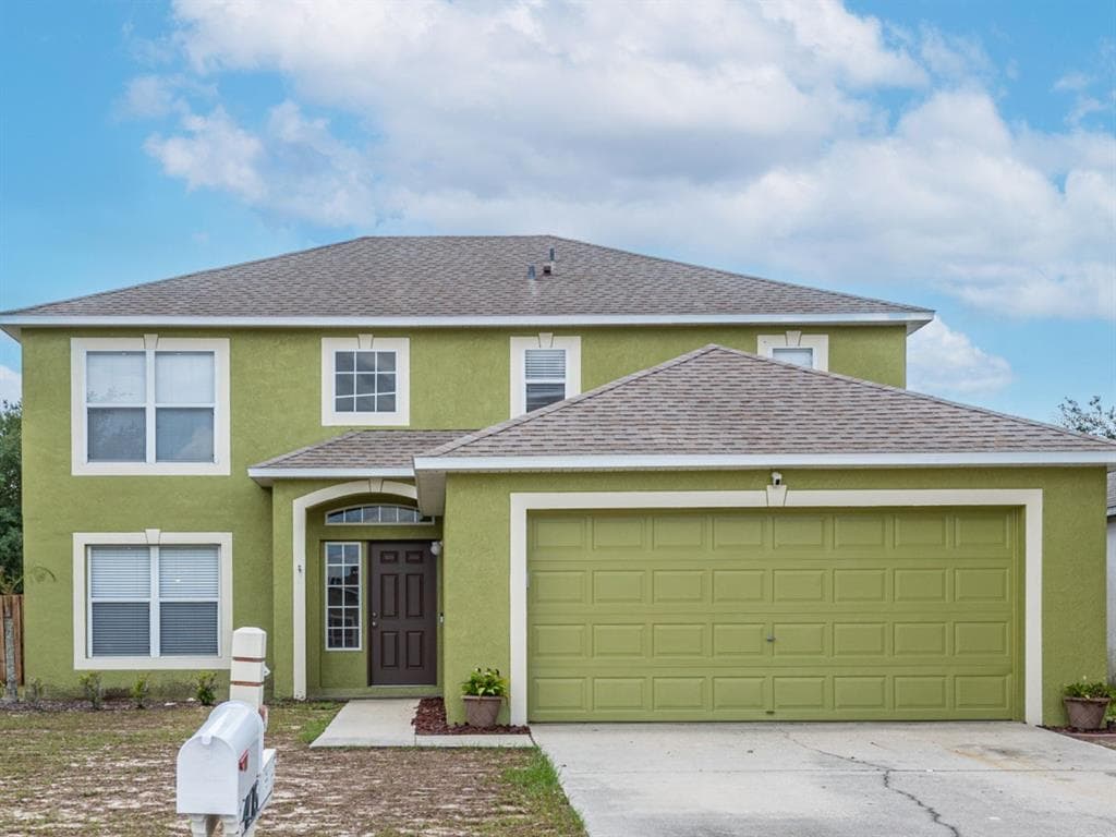 4715 NEWBOURNE WAY VALRICO, FL 33594