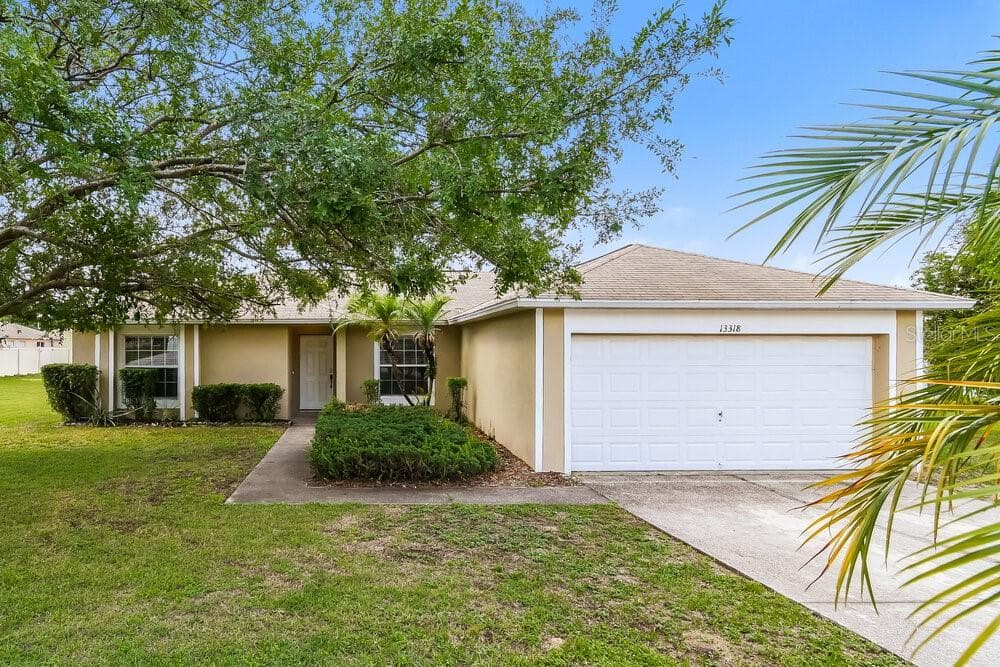 13318 CASPIAN LANE CLERMONT, FL 34711