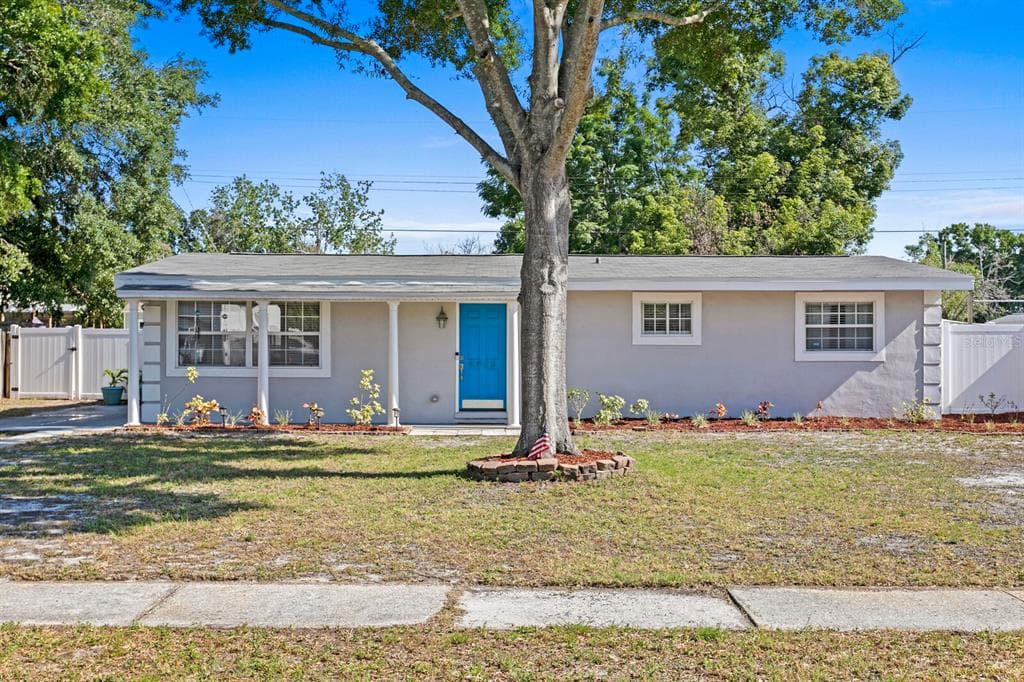 4426 W OKLAHOMA AVENUE TAMPA, FL 33616
