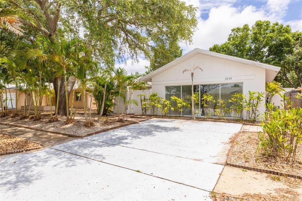 2656 RIDGE LANE PALM HARBOR, FL 34684