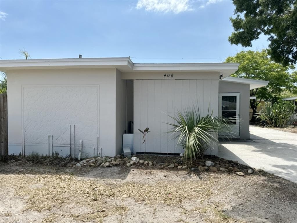 404 N SATURN AVENUE CLEARWATER, FL 33755