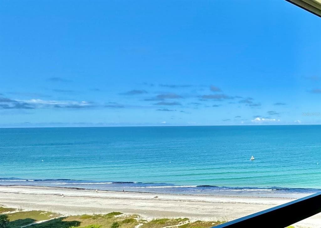 1460 GULF BOULEVARD UNIT 1212 CLEARWATER BEACH, FL 33767