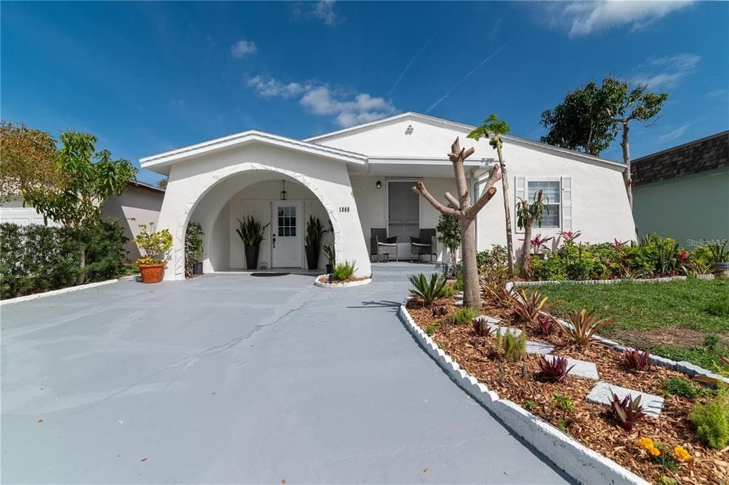 1006 IBIS COURT DUNEDIN, FL 34698