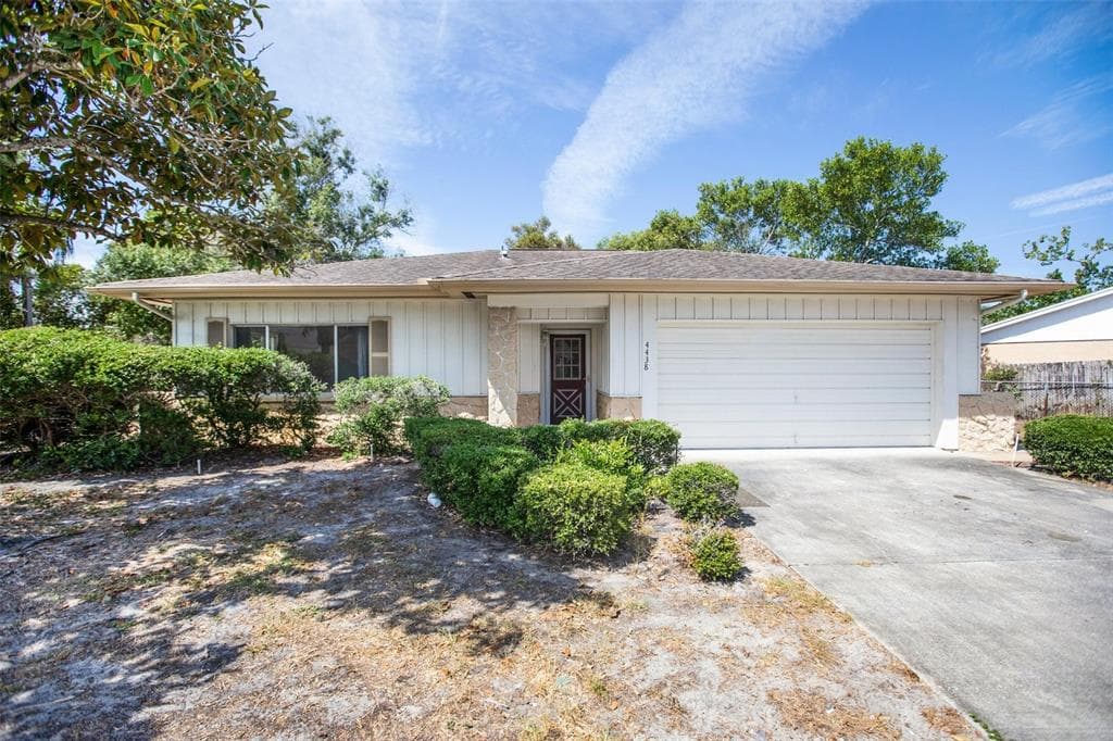 4438 SAIL DRIVE